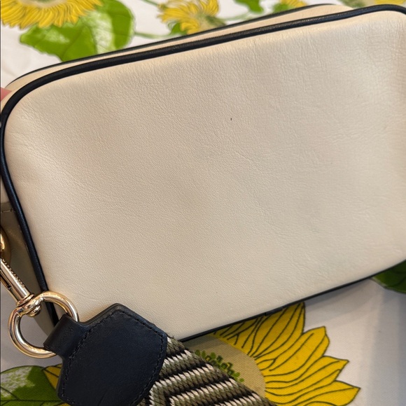 Marc Jacobs Cream and Black Crossbody Bag - Picture 3 of 4